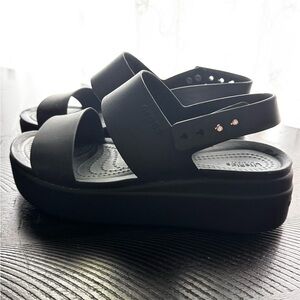 Crocs Brooklyn low wedge